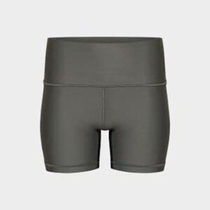 Aritzia Golden GLOSSFORM™ CHEEKY HI-RISE 5" SHORT Size 6 Coal Grey